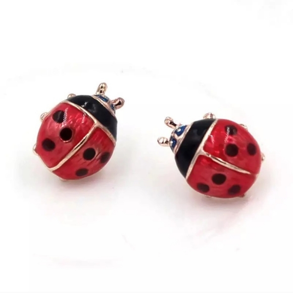 Atelier Sona Jewelry - 🐞 ladybug stud earrings
